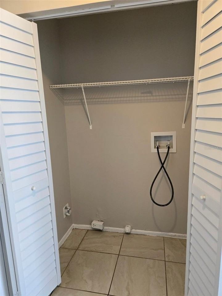 385 Lime St #2 - Photo 5 of 10