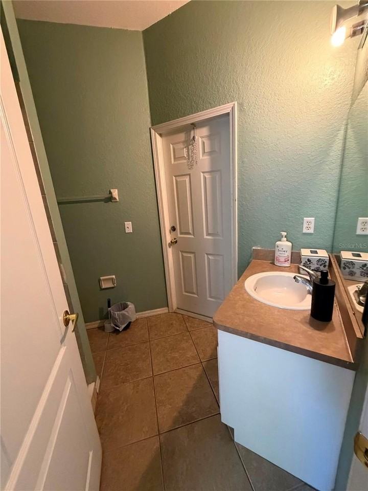 1504 Lake Thomas Loop - Photo 7 of 12