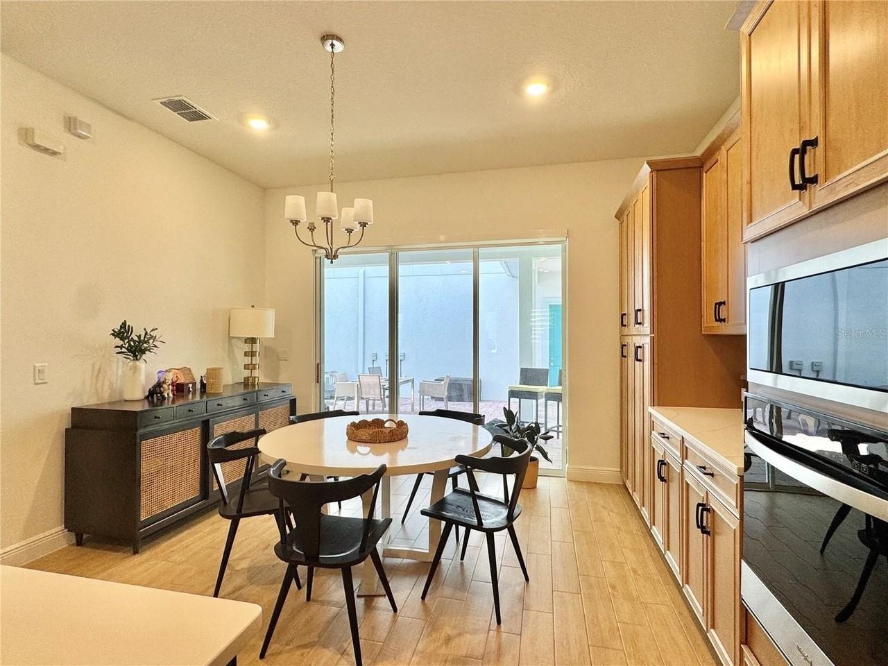 13438 Leggett Aly - Photo 7 of 50