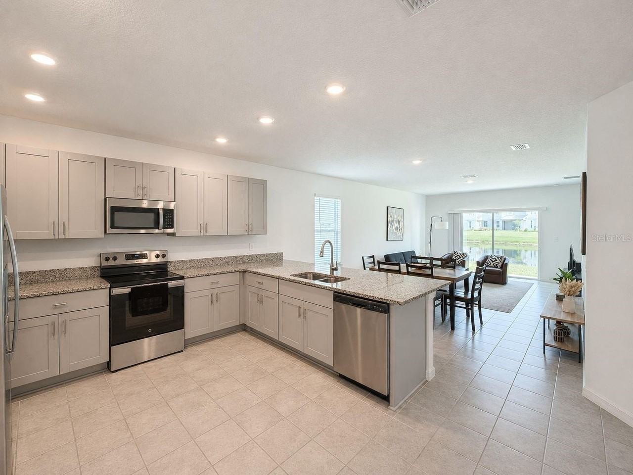 5671 Nispero Way - Photo 5 of 23