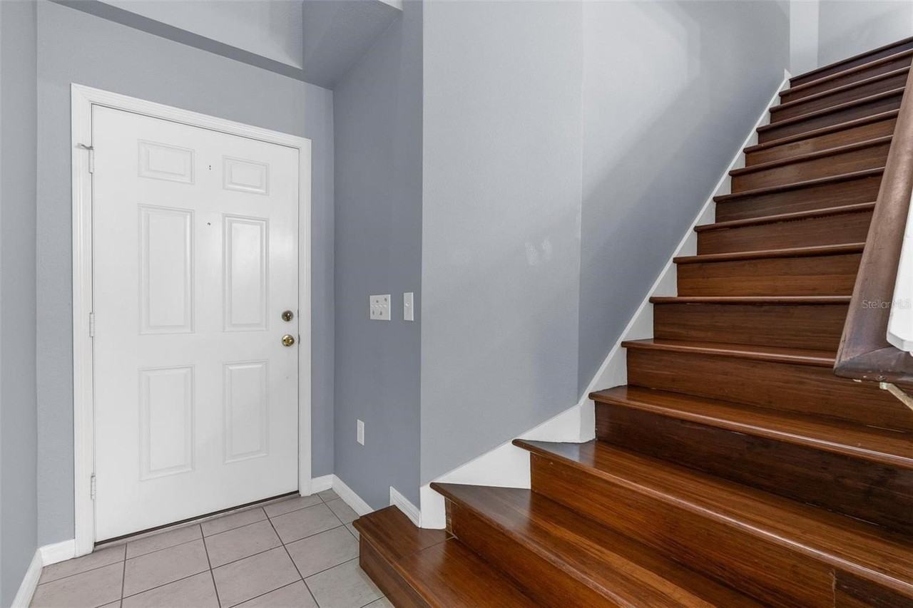 1944 Portcastle Cir - Photo 3 of 25