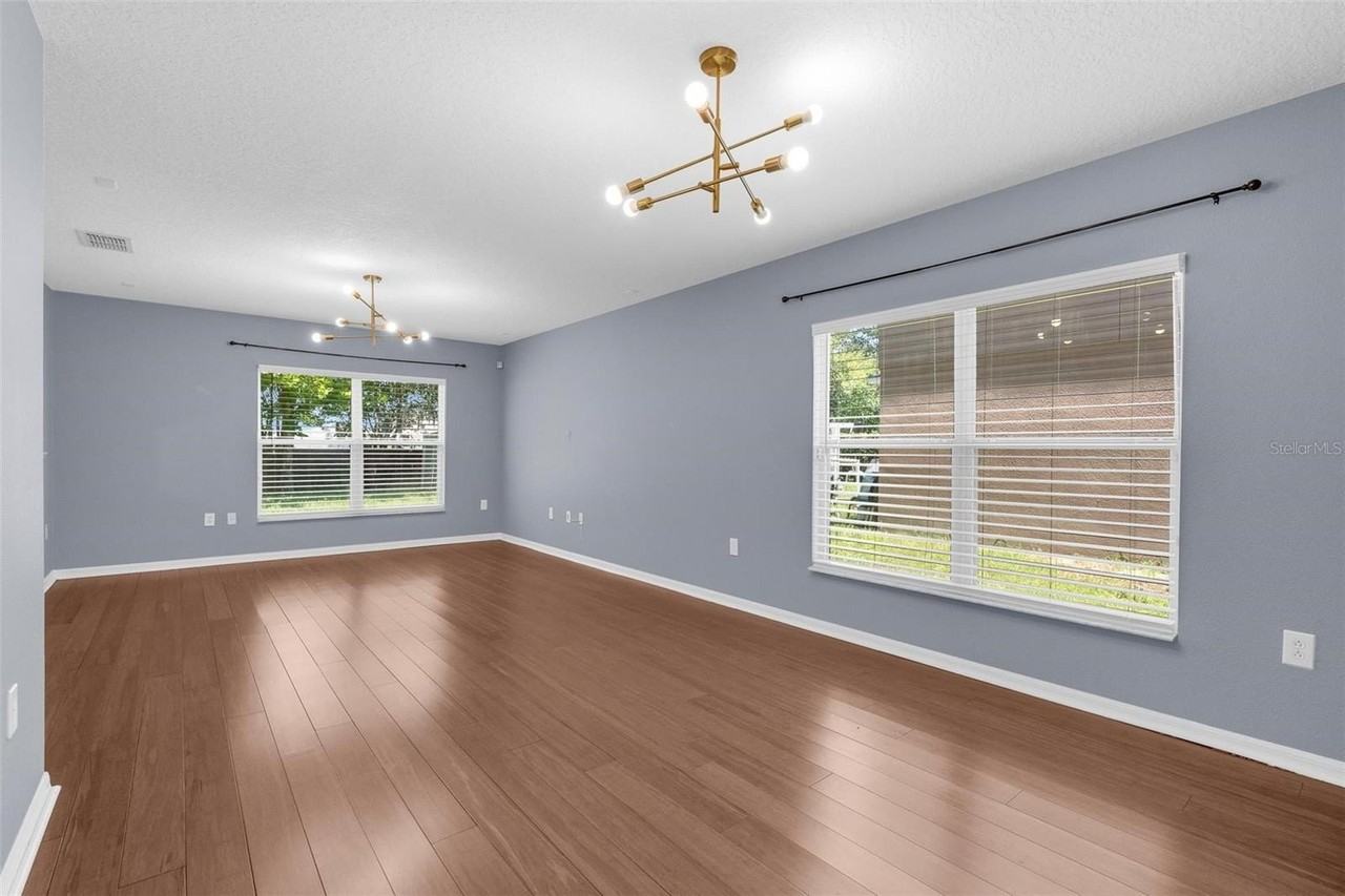 1944 Portcastle Cir - Photo 6 of 25