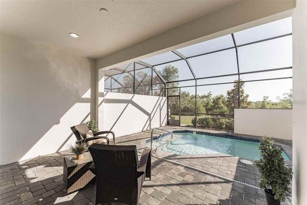 490 Captiva Dr - Photo 6 of 26