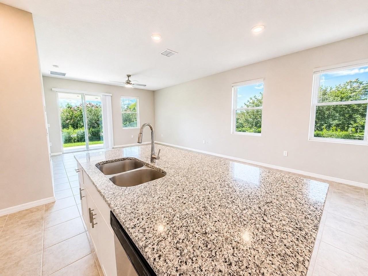 2269 Mystic Maze Ln - Photo 6 of 42