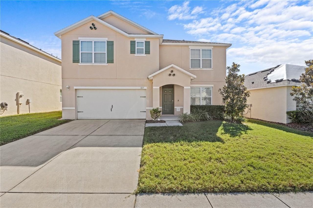 817 Sheen Cir