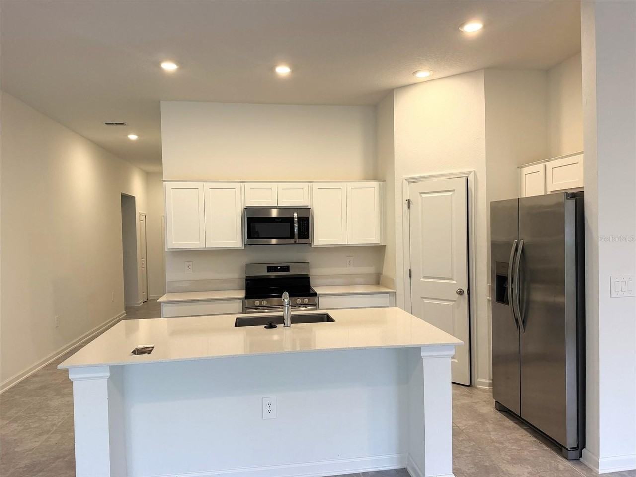 1708 TEAGAN Lane - Photo 2 of 21