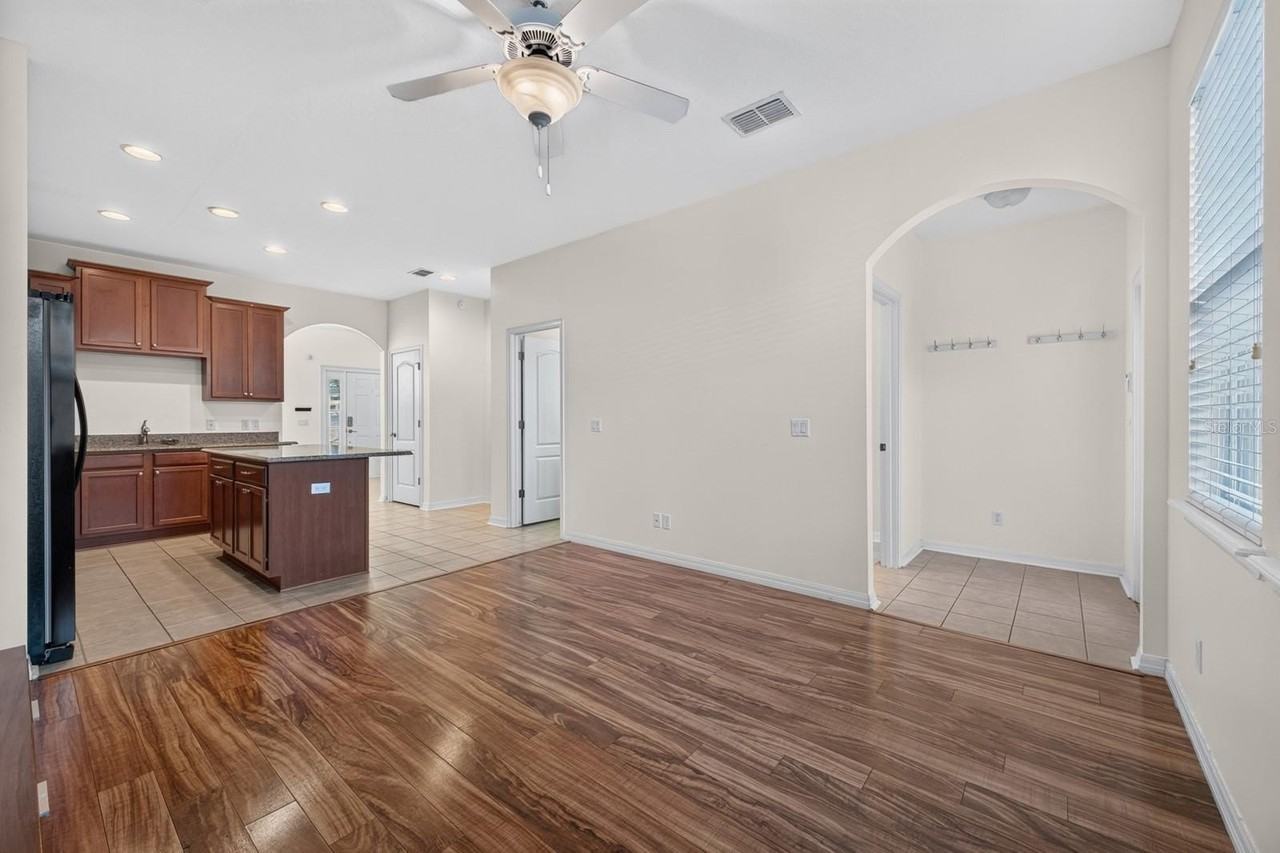 7516 Bentonshire Ave - Photo 3 of 18