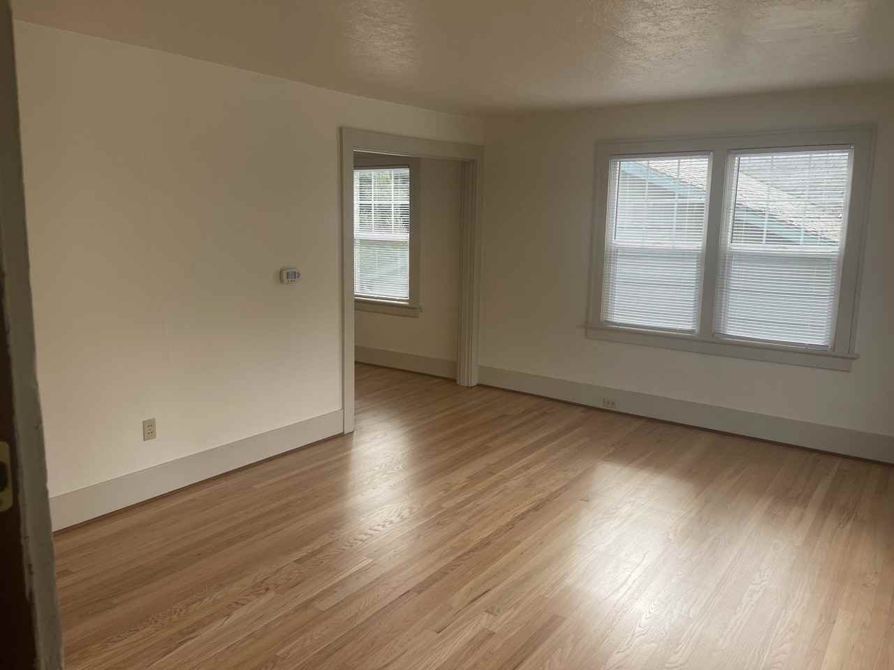 934 Ne 5th Ave #2 - Photo 2 of 10
