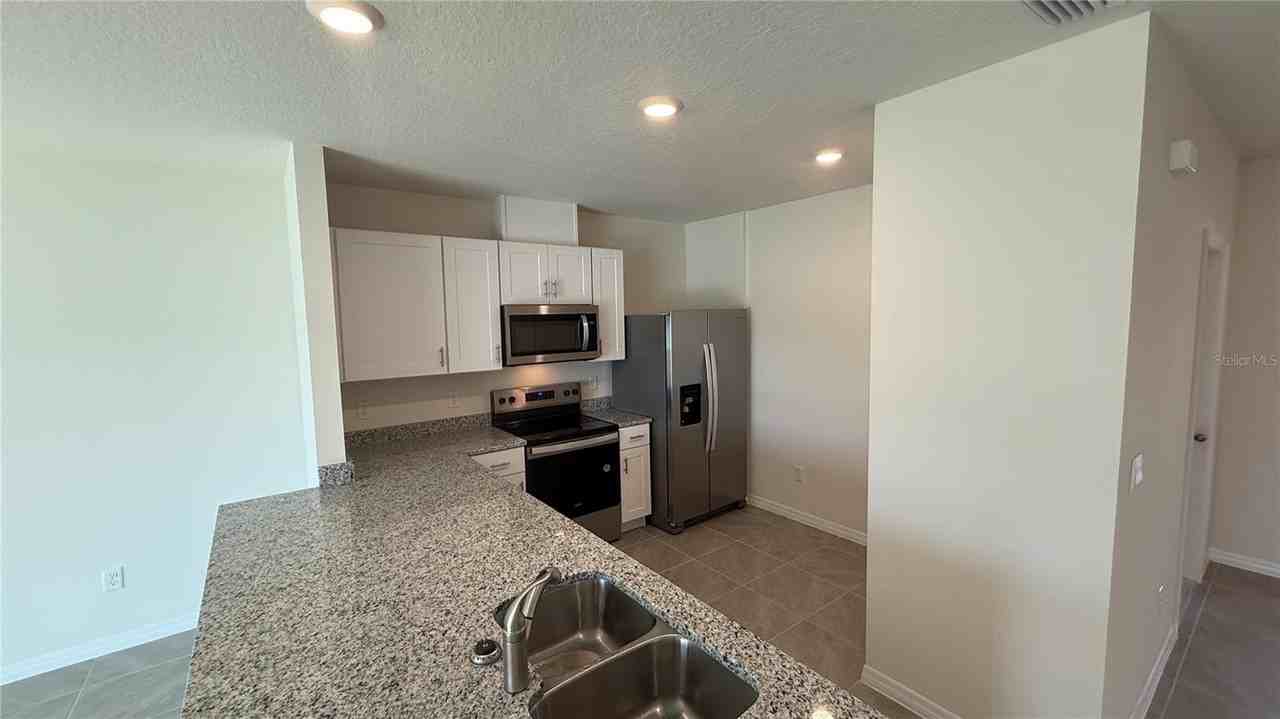 2114 Gentle Rain Dr - Photo 4 of 31