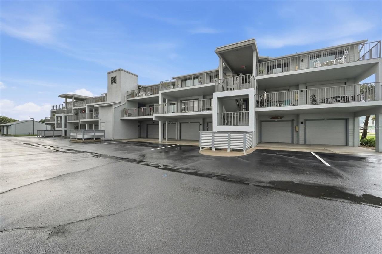 845 Ladyfish Ave #B304 - Photo 6 of 39