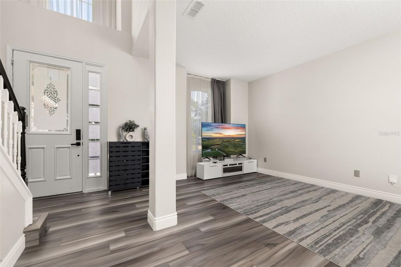13247 Hatherton Cir - Photo 5 of 50