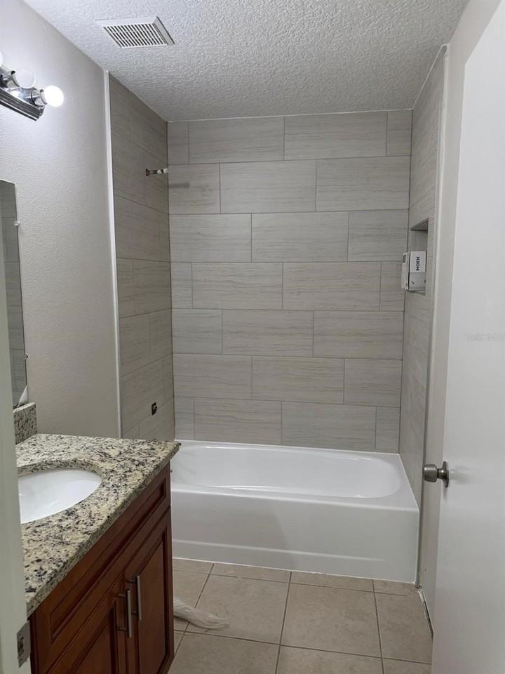 5272 Lonesome Dove Dr - Photo 4 of 10