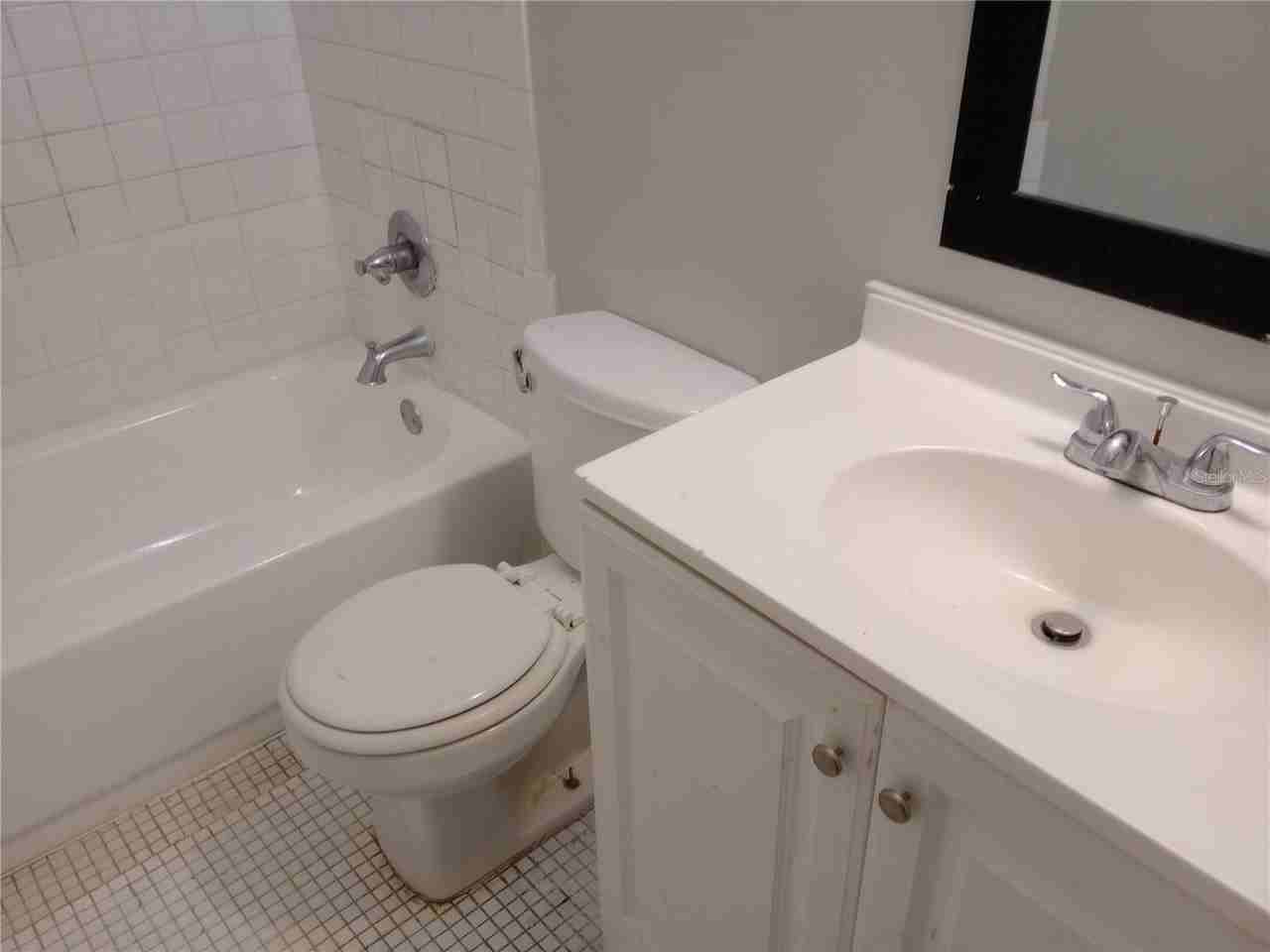 1225 Kennedy Rd #01 - Photo 4 of 6