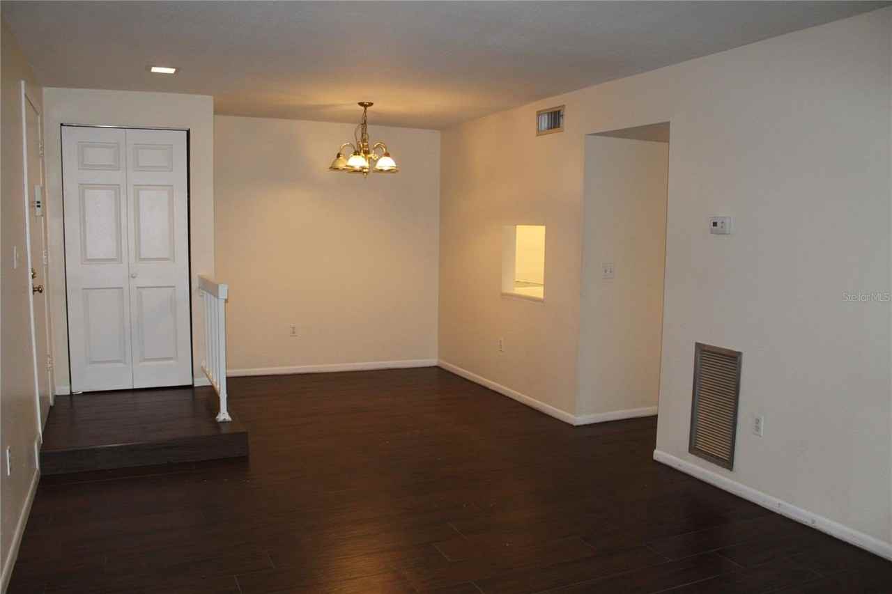3294 S Semoran Blvd #15 - Photo 4 of 17