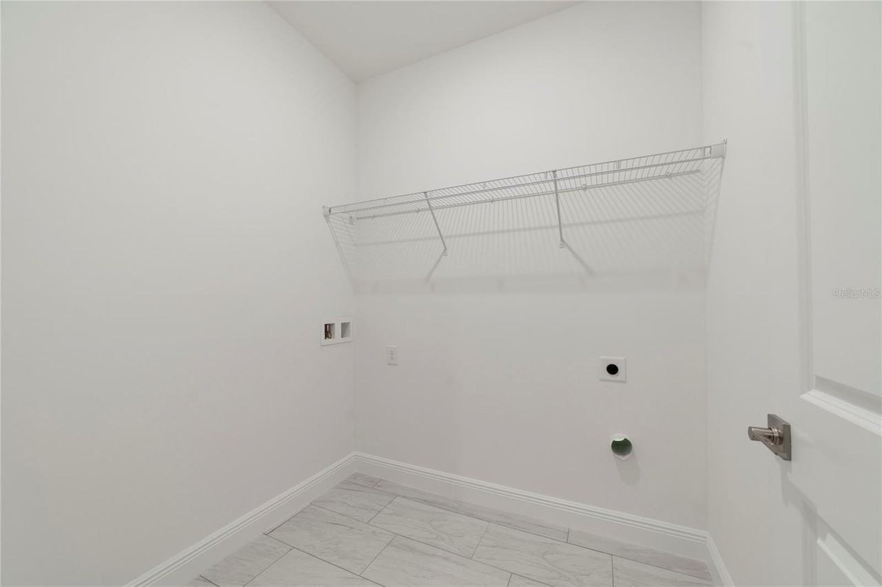 3355 W Marie Dr - Photo 6 of 11