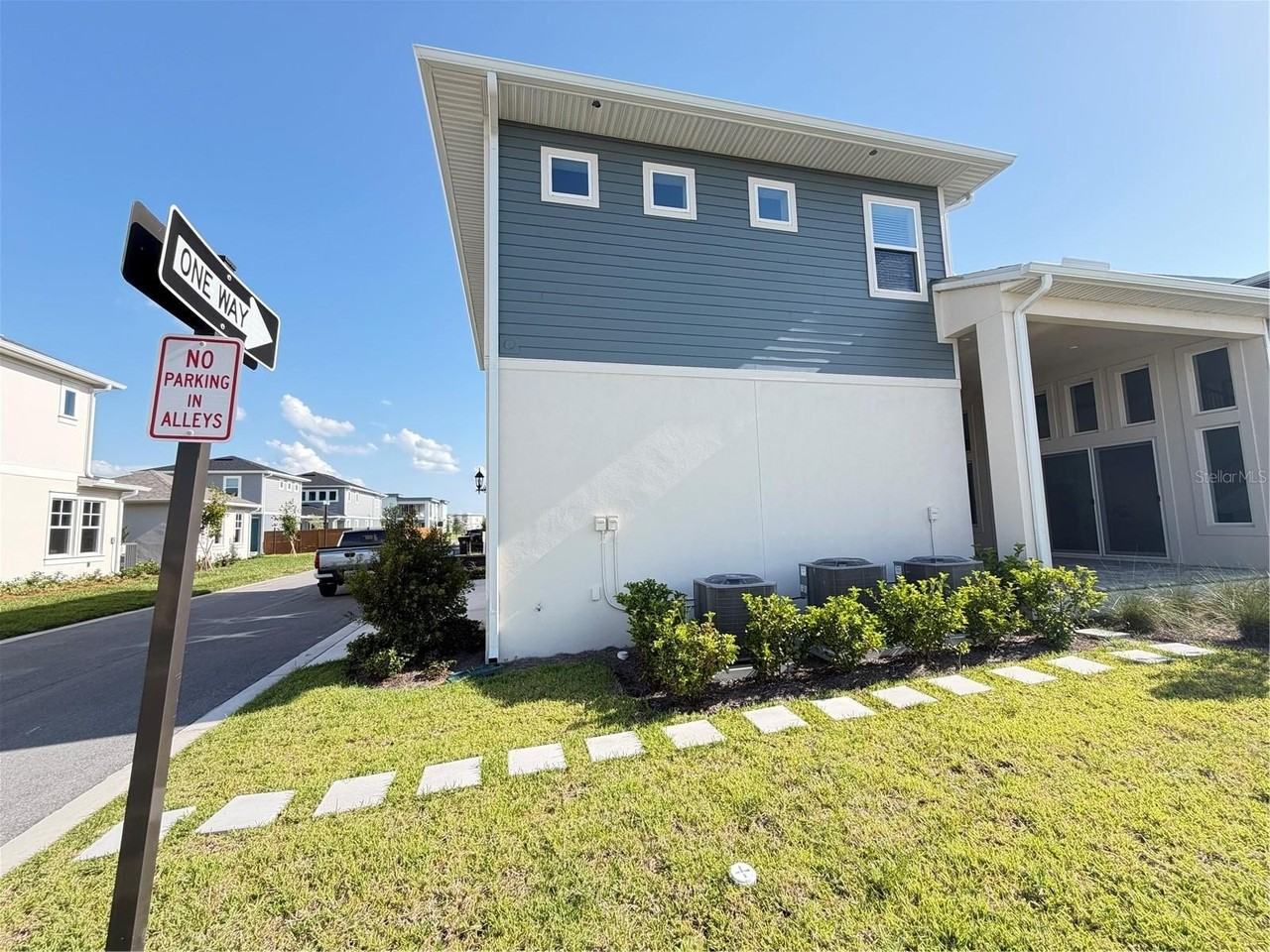 10108 Fiddley Aly - Photo 2 of 17