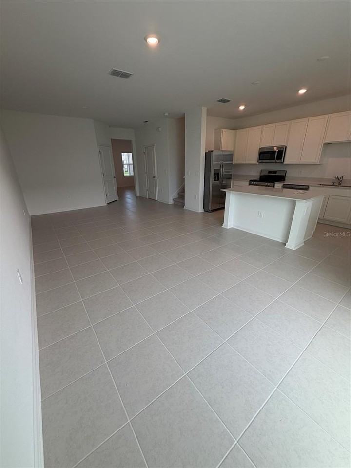 6077 Zen Way - Photo 7 of 47