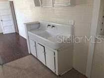 114 N Chester St - Photo 4 of 13