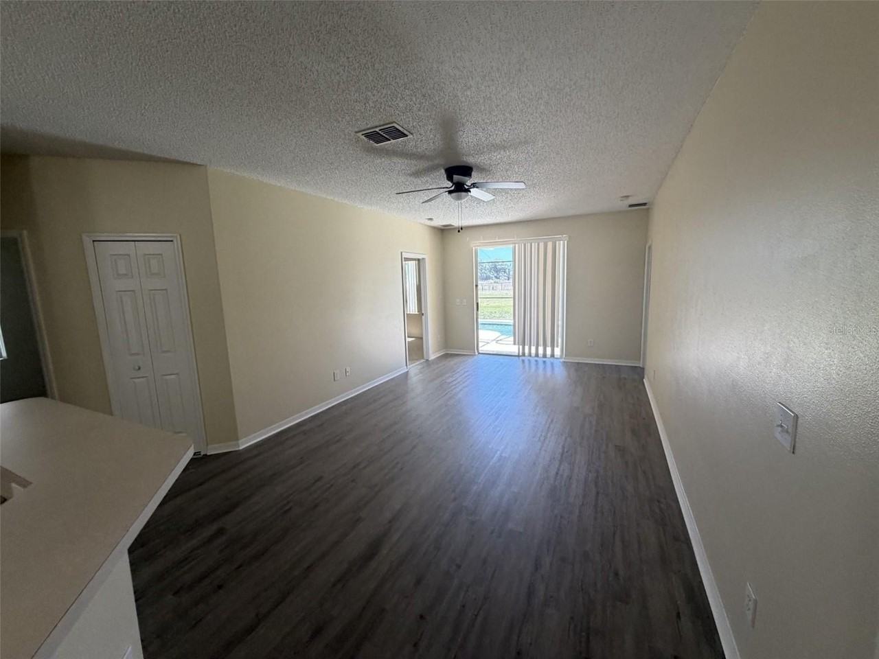 311 Sunset View Dr - Photo 6 of 22