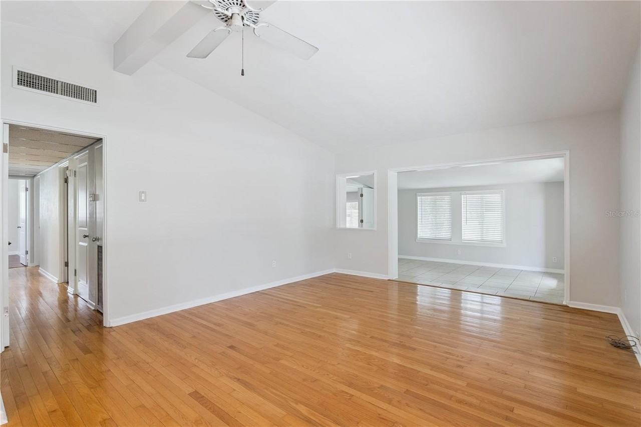 508 Dunblane Dr - Photo 3 of 19