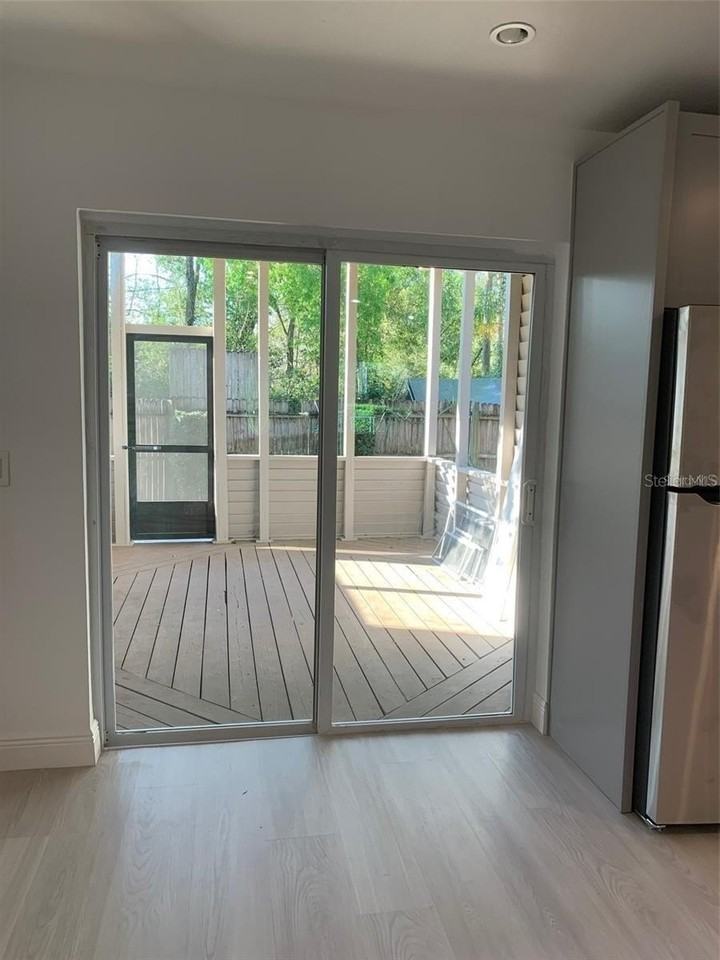 183 E Grand Bend Ave - Photo 6 of 10