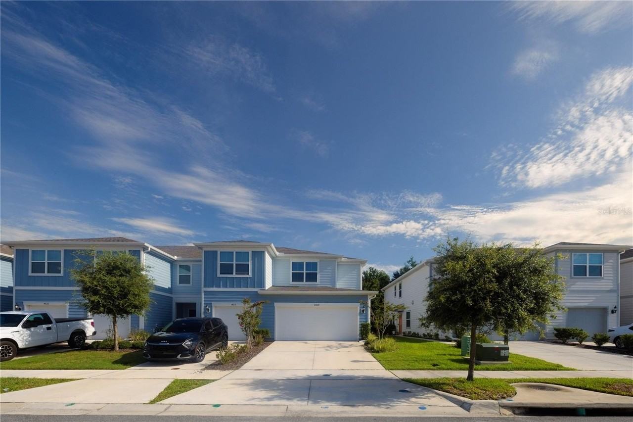 4609 Sparkling Shell Ave - Photo 6 of 50