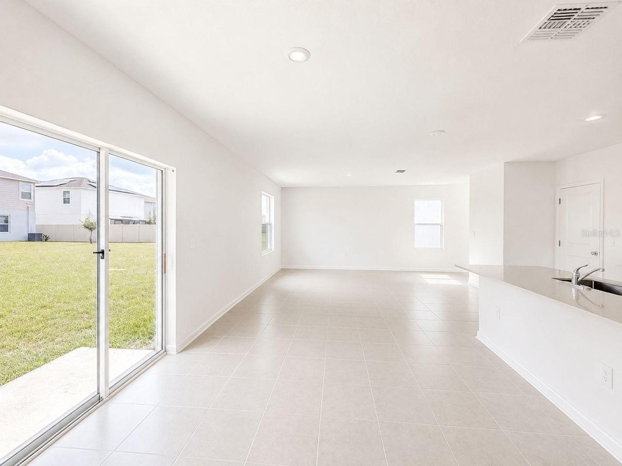2432 Bluestone Rd - Photo 3 of 23
