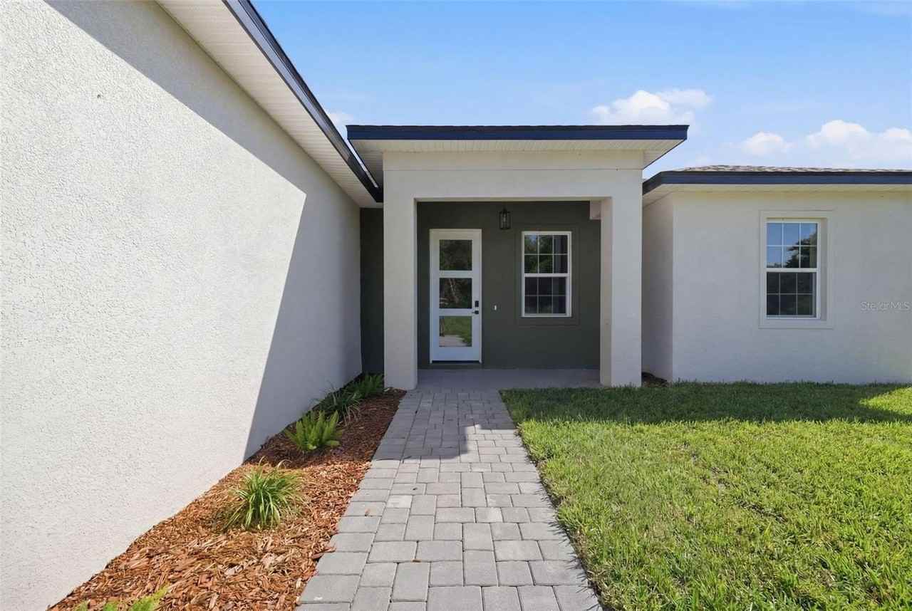 16835 Sw 17th Ter - Photo 5 of 36