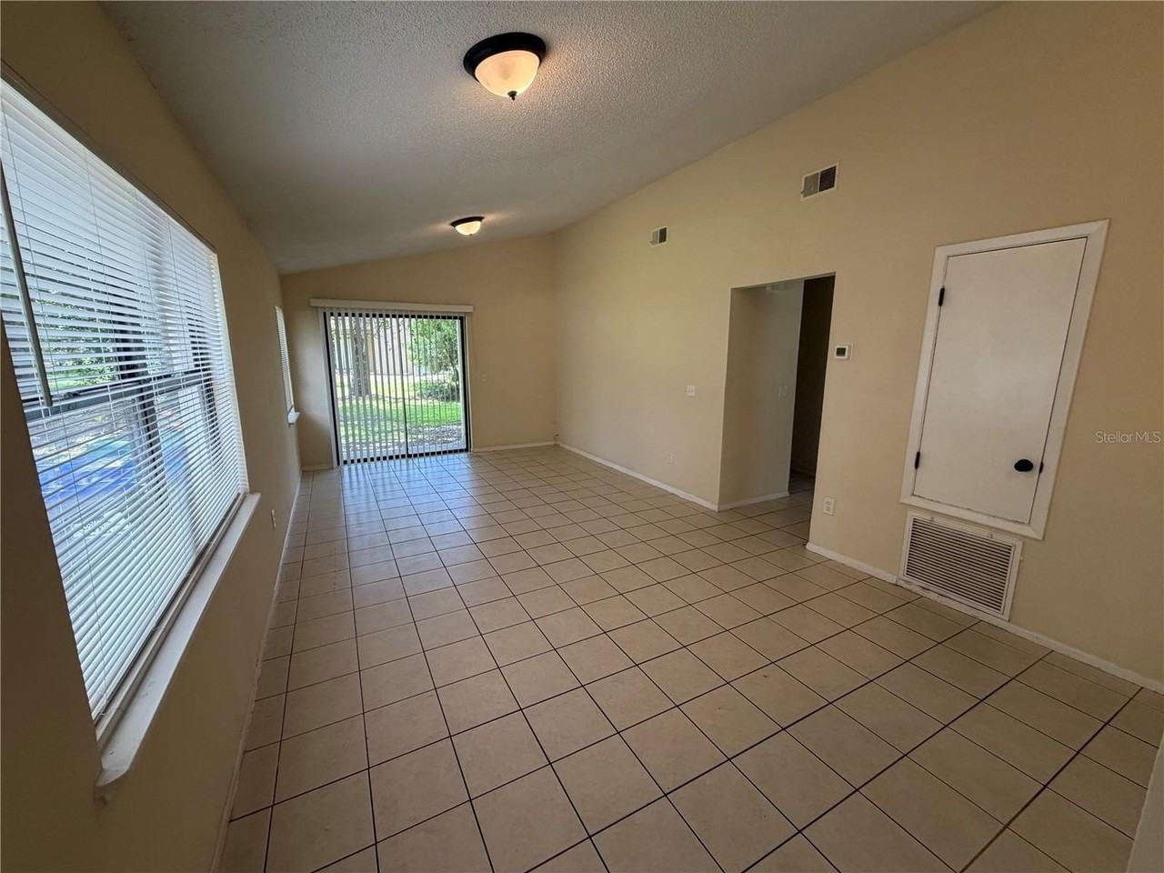 11608 Anjali Ct - Photo 2 of 11