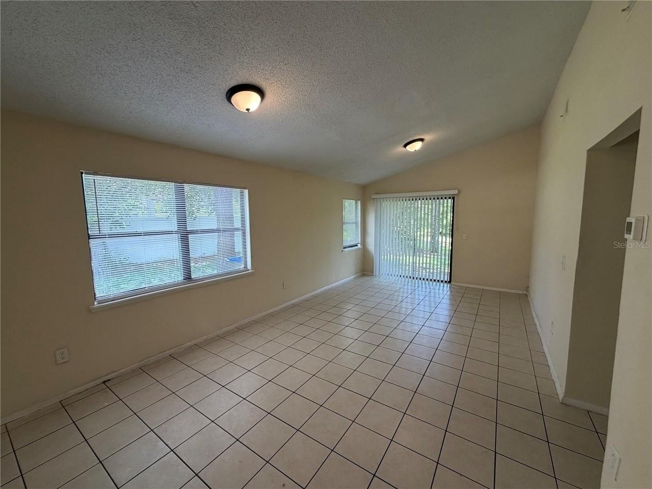 11608 Anjali Ct - Photo 3 of 11