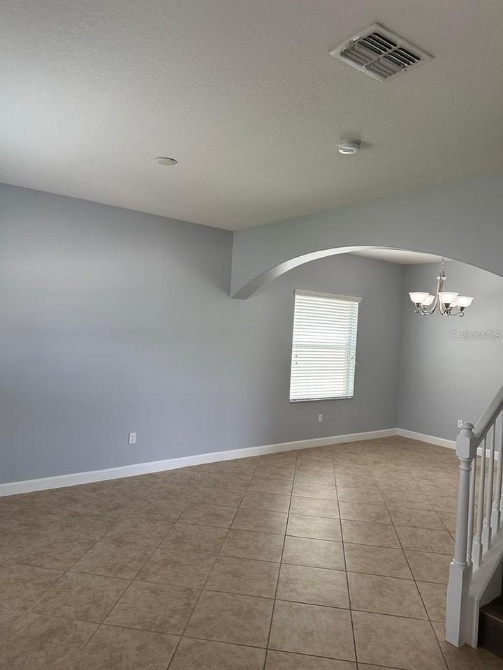 1900 Thetford Cir - Photo 2 of 19