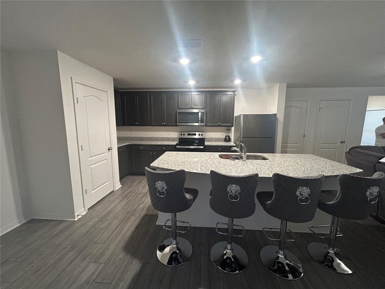 1303 Congo Ct - Photo 5 of 29