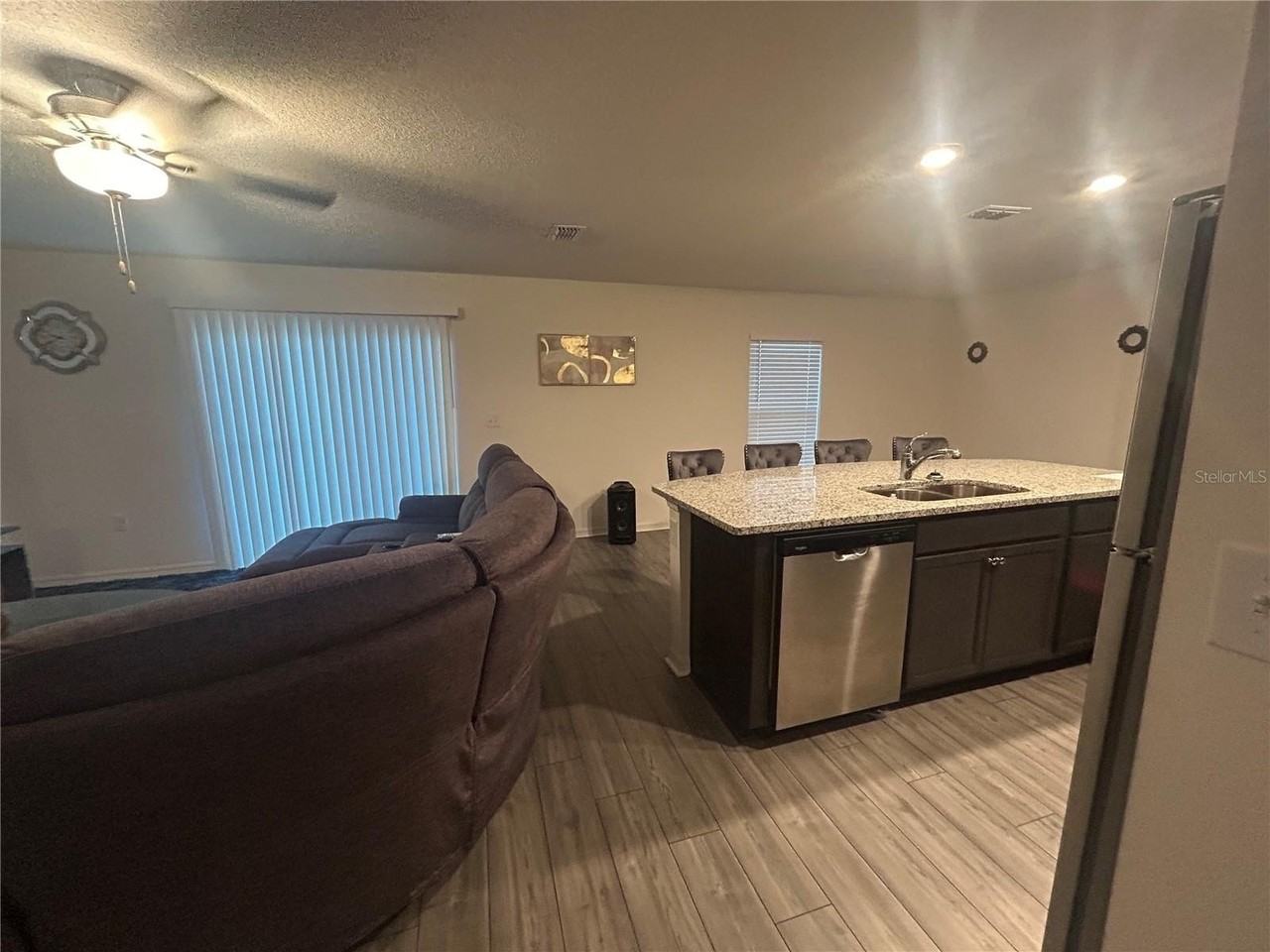 1303 Congo Ct - Photo 6 of 29