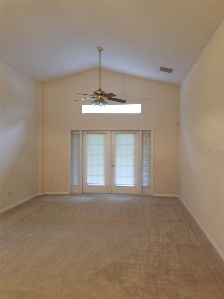 19551 Glen Elm Way - Photo 5 of 12