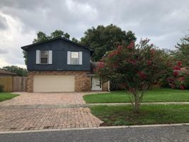 featured image of 8413 Shady Glen Dr
