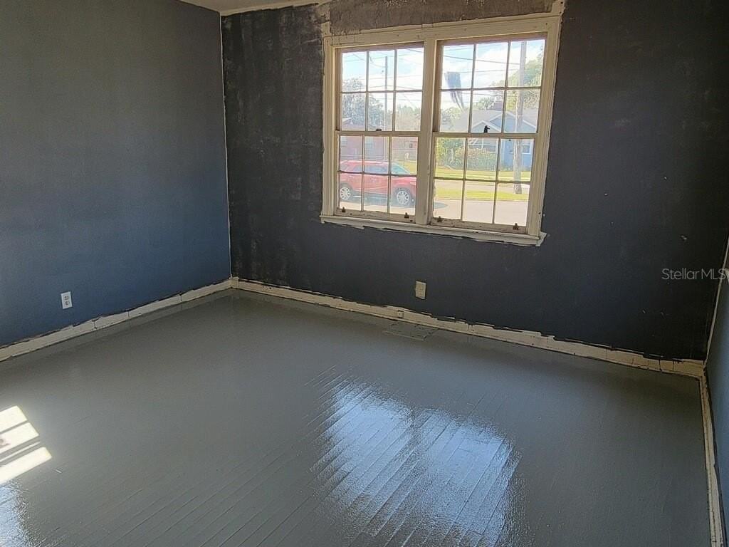 7223 N Pearl St - Photo 5 of 18