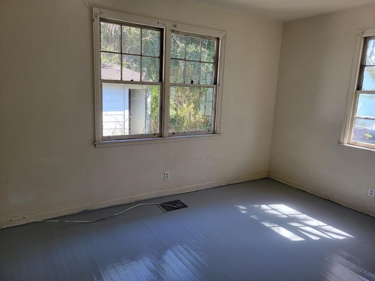 7223 N Pearl St - Photo 6 of 18