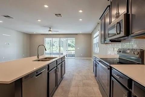 4444 Desert Rose Ave - Photo 2 of 18