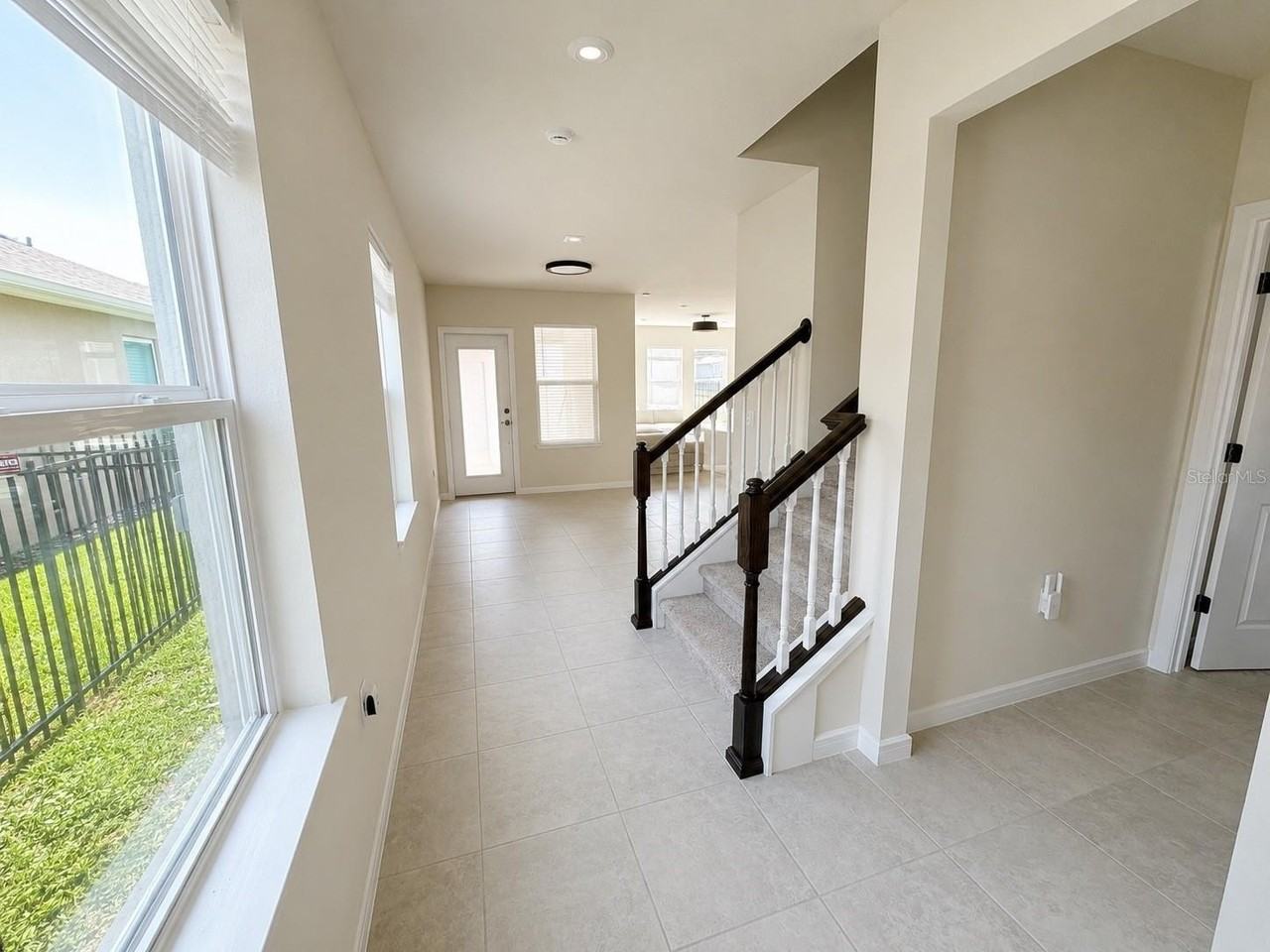4083 Feather Tree Dr - Photo 4 of 33