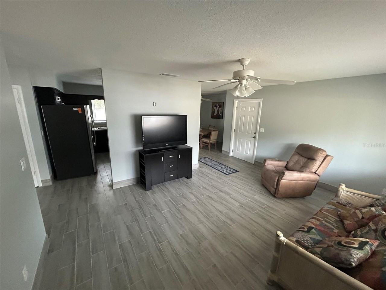 21570 Sw Raintree St - Photo 6 of 27
