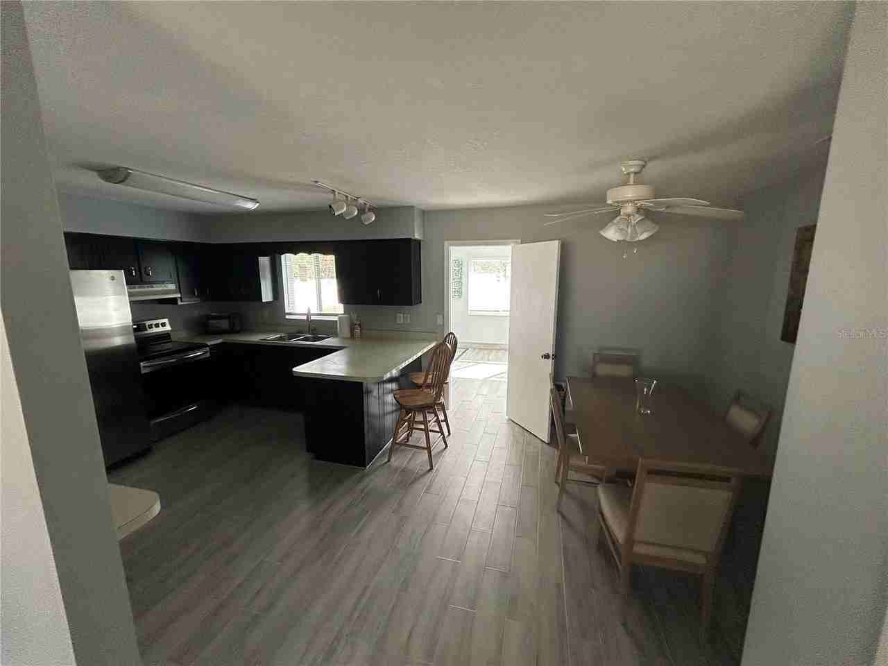21570 Sw Raintree St - Photo 7 of 27