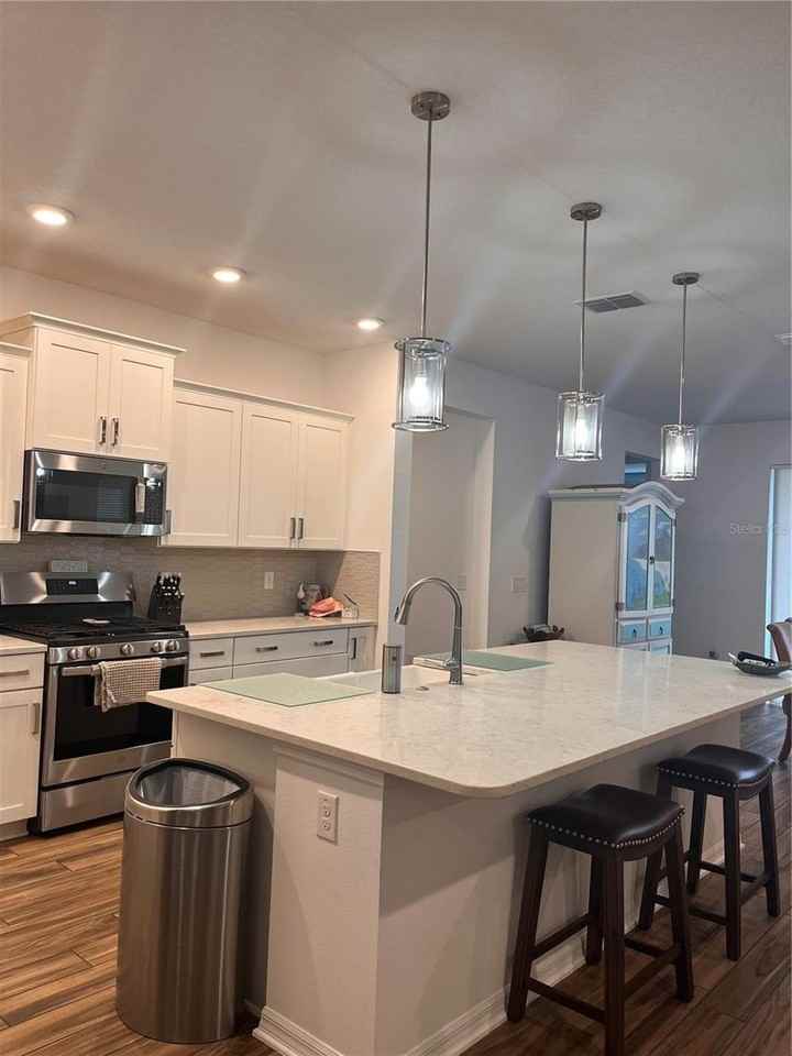 9222 Sw 104th Ter - Photo 3 of 19