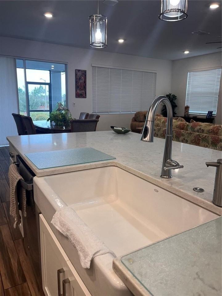9222 Sw 104th Ter - Photo 6 of 19