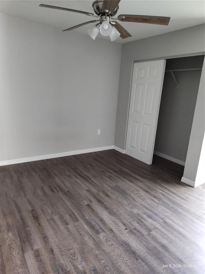 5580 Ne 35th St - Photo 5 of 7