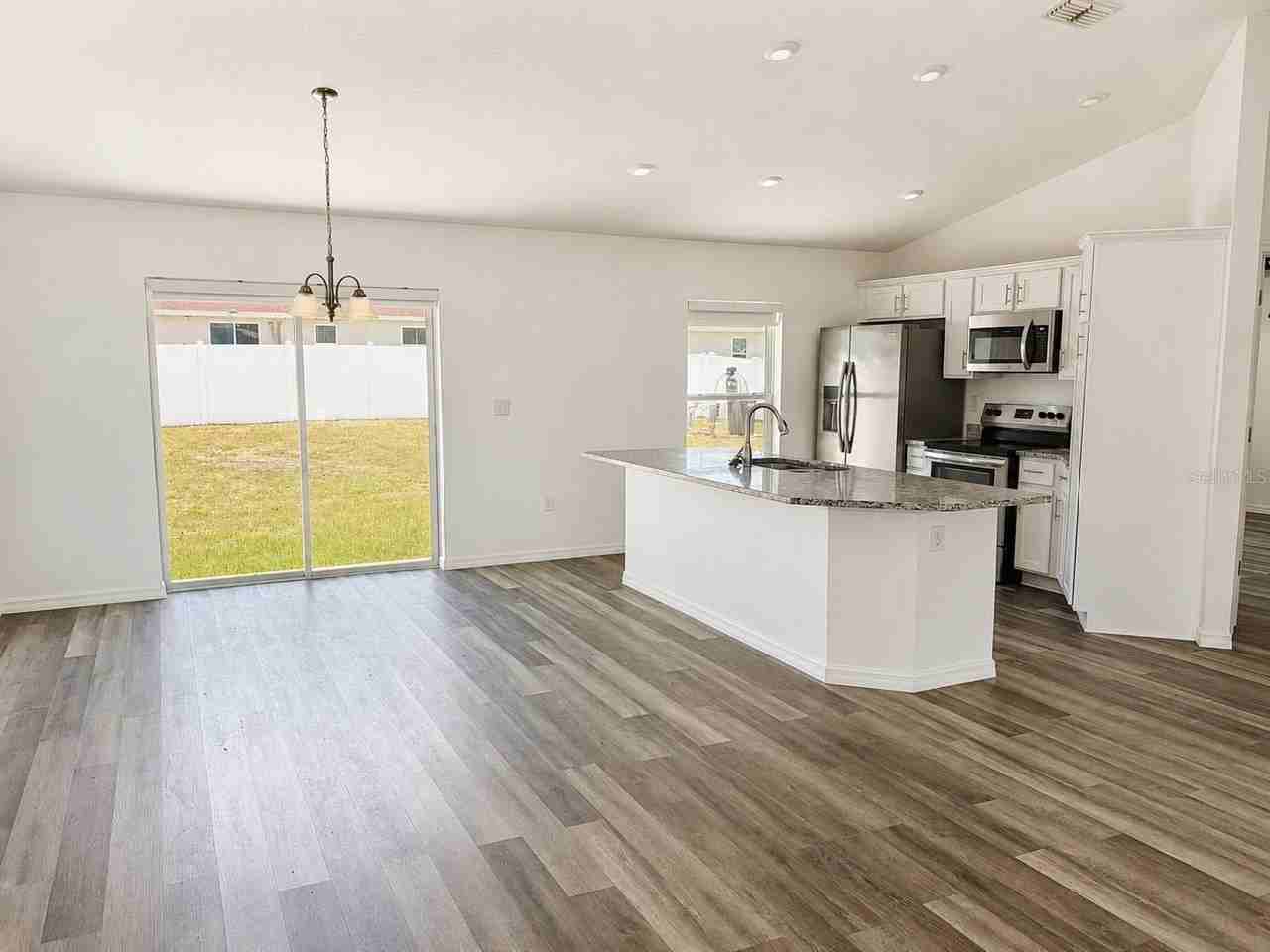 13182 Sw 106th St - Photo 2 of 9