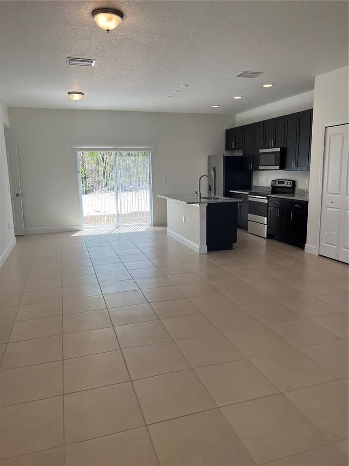 7260 Sw 132nd Pl - Photo 4 of 14