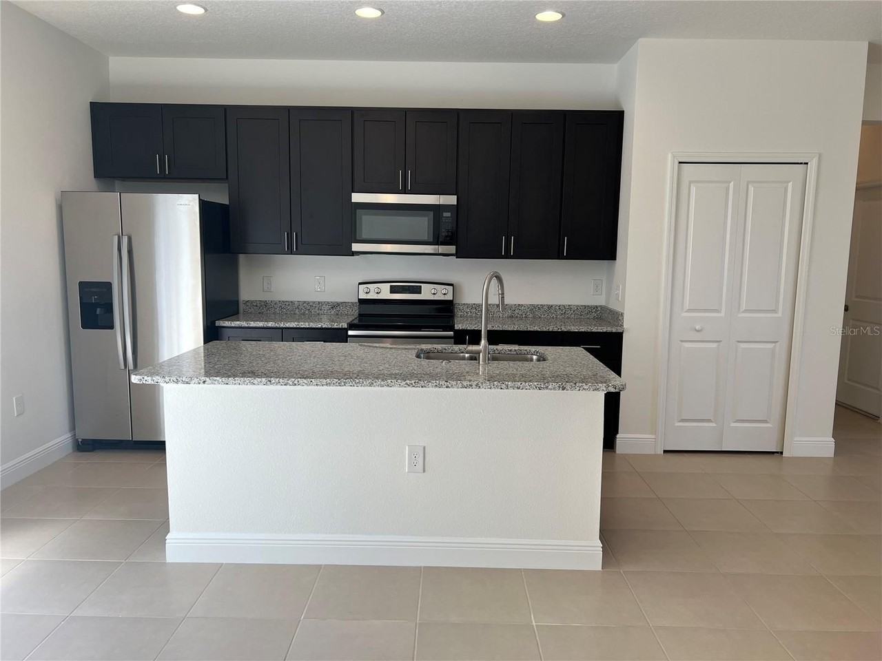 7260 Sw 132nd Pl - Photo 5 of 14
