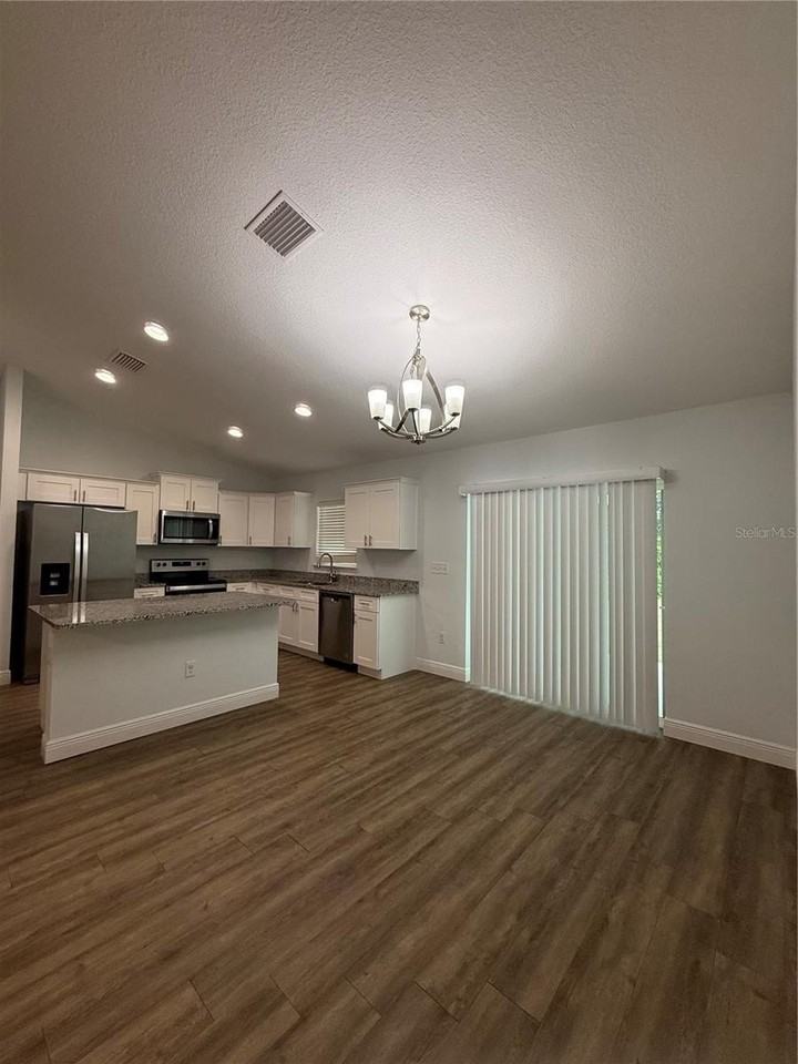 7752 N Walton Ter - Photo 3 of 17