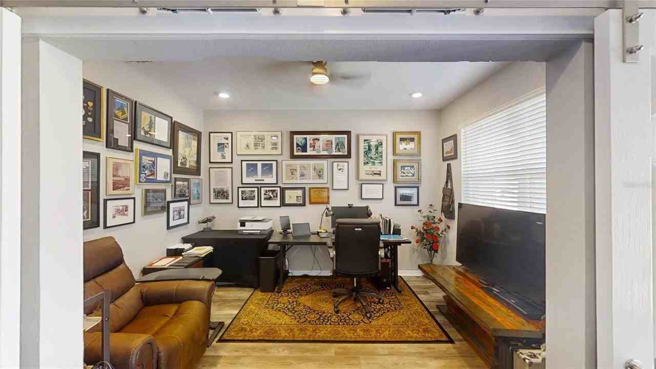 5655 Sw 78th Avenue Rd - Photo 3 of 35