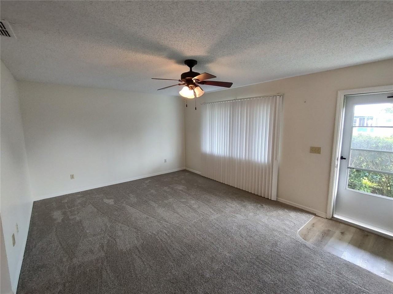 6429 Sw 107th St - Photo 3 of 12